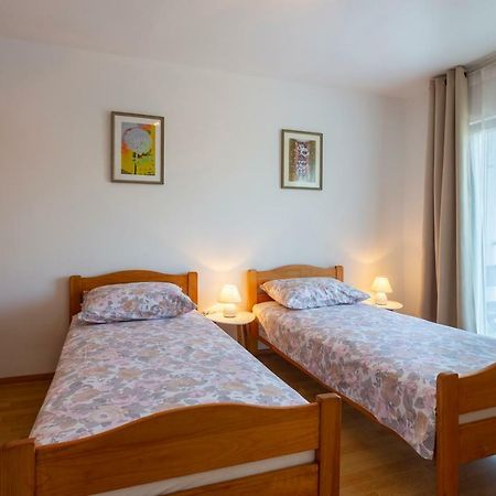 Apartment Anna With Free Private Parking Пула Экстерьер фото